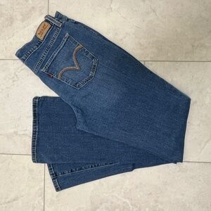 Women's Levi's 515 Bootcut 6 WINE Colored R TAG